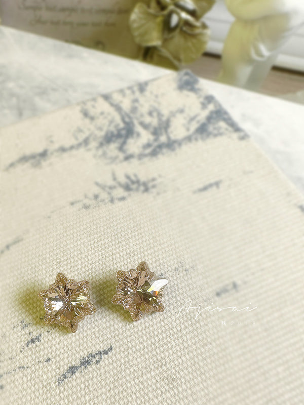 AJISAI Luxury 6D Crystal - Edelweiss Snow Fancy Stone 14mm