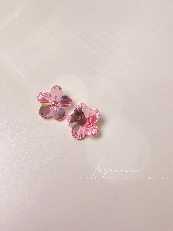 AJISAI Luxury 6D Crystal Pointed Back Flower - 10mm