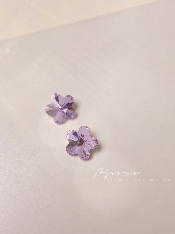 AJISAI Luxury 6D Crystal Pointed Back Flower - 10mm